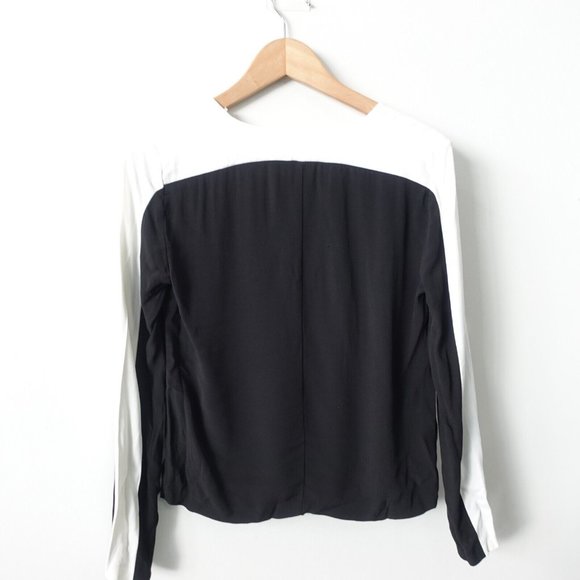 Zara Top Women Size XS V Neck Blouse Colorblock Contrast Grunge Black White Y2K - Picture 8 of 9